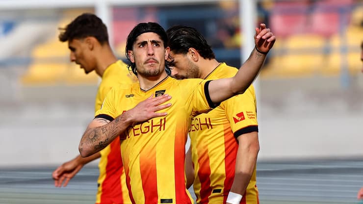 שחקן לצ'ה עומרי גאנדלמן