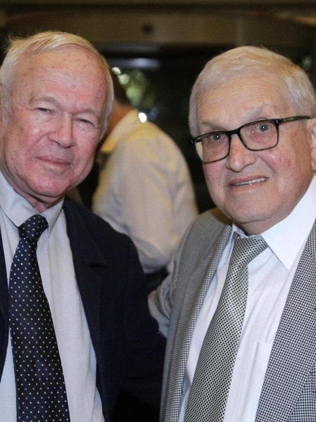 שבתאי לובל  ושאול מייזליש