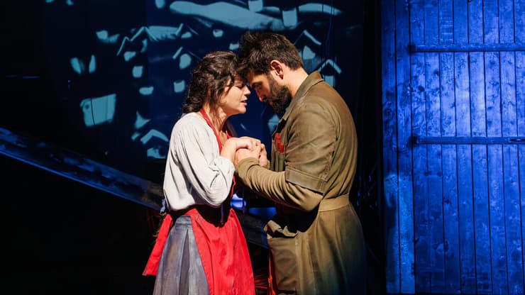 מתוך "מעגל הגיר הקווקזי", בהבימה