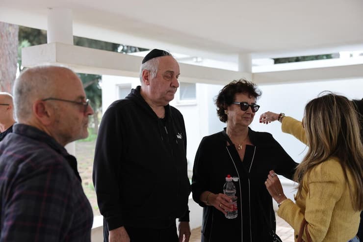 לוויה של דייויד פדרמן