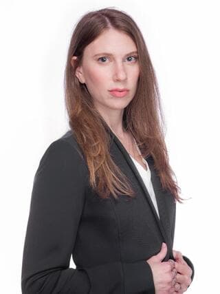 יעל שכטר סיטמן אחראית תחום תחב"צ ב לובי 99 