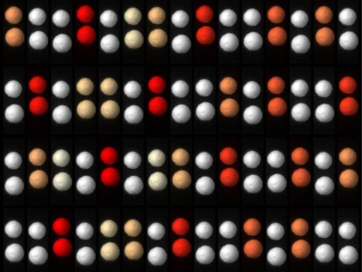 סדרת תמונות המציגות את הדפוס החוזר של גביש הזמן