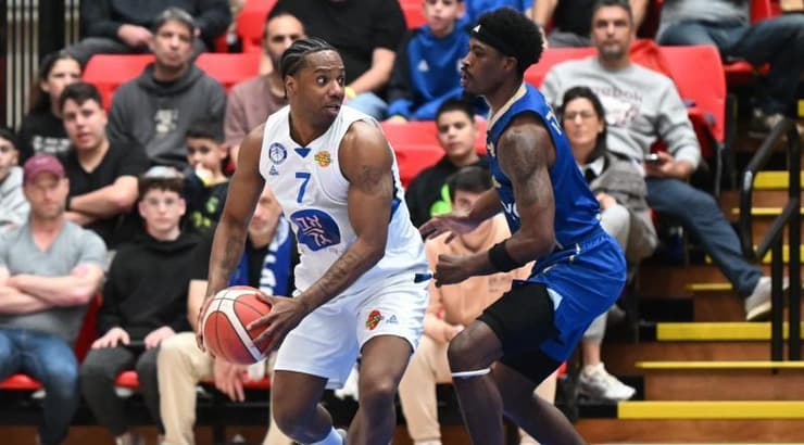 ג'ו רגלנד במהלך