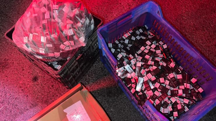 תיעוד של הברחת סיגריות וטבק לרצועת עזה ממעבר כיסופים