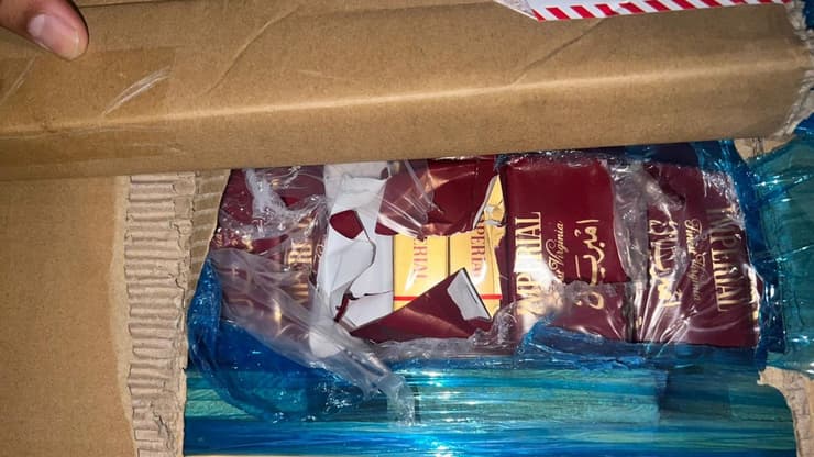 תיעוד של הברחת סיגריות וטבק לרצועת עזה ממעבר כיסופים