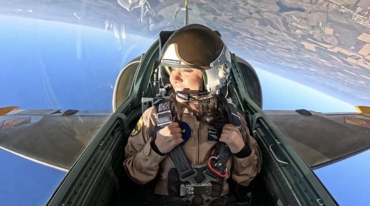 נעמי מול כוחות הג'י