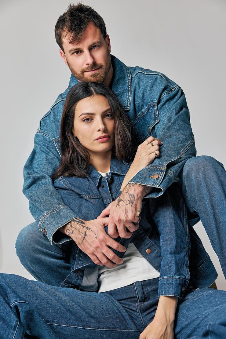 "הפפראצי חיכו  עם הפרסום מתוך  כבוד אלינו".  מאי תגר  ויפתח רמון