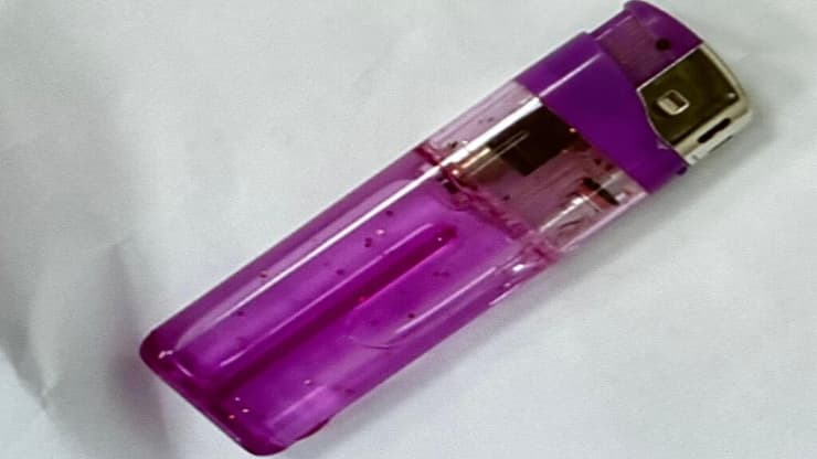 המצית ששימשה לניסיון ההצתה של הילד בן ה-12 באוטובוס בירושלים