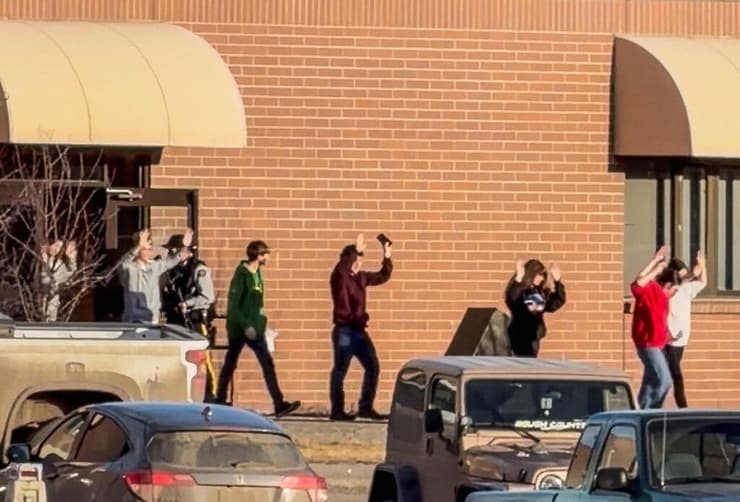 קנדה טבח ב בית ספר טמבלר רידג'