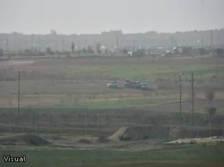 בשטח המצרי טנדרים חשודים התקרבו לגבול הישראלי