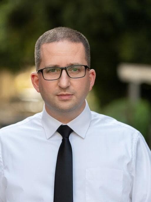 עו''ד אלעד רט