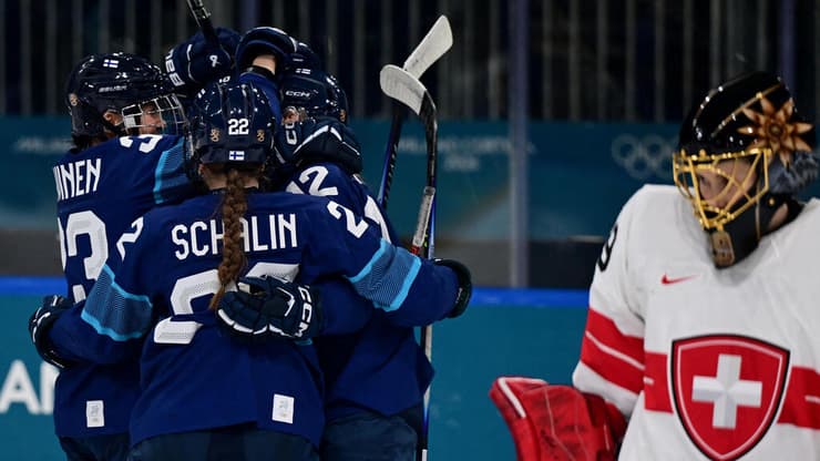 נבחרת הנשים של פינלנד בהוקי חוגגת