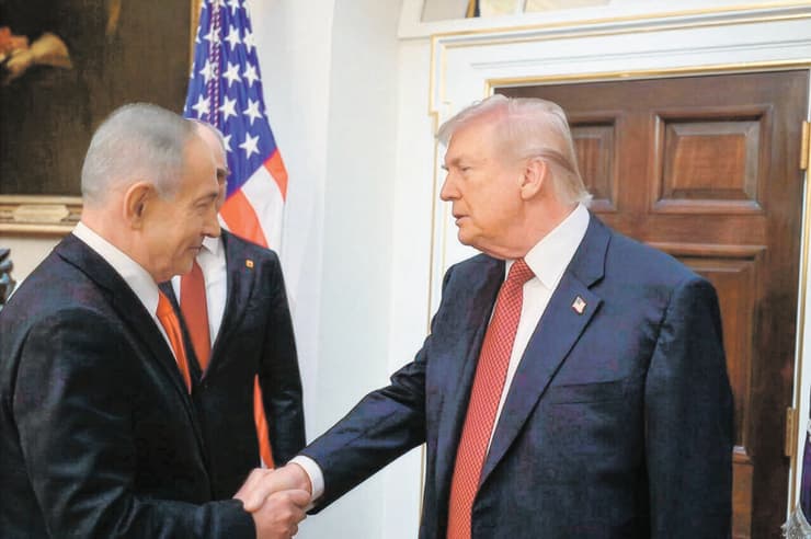 נשיא ארצות הברית דונלד טראמפ וראש הממשלה בנימין נתניהו בפגישתם בבית הלבן