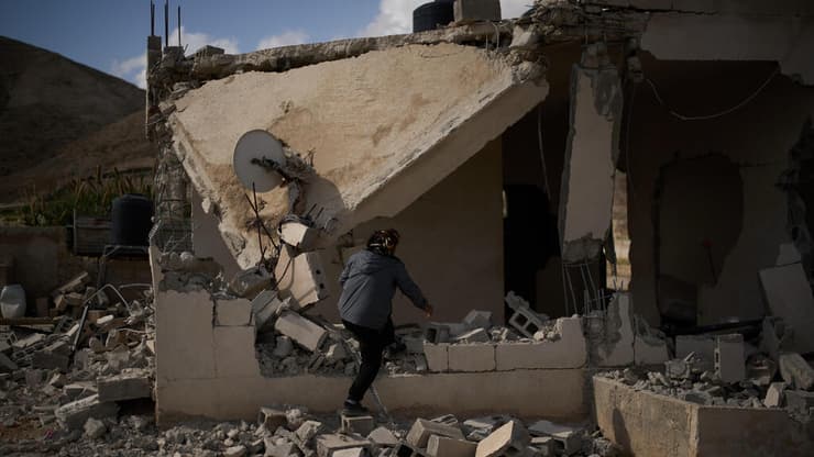 ההרס בעין א-דיוכ באזור יריחו, לאחר שמתנחלים תקפו את התושבים במקום