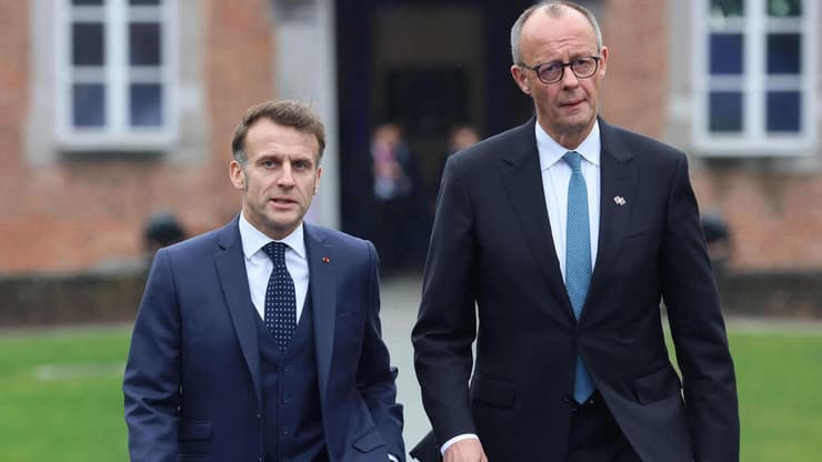 נשיא צרפת מקרון וקנצלר גרמניה מרץ בבלגיה 