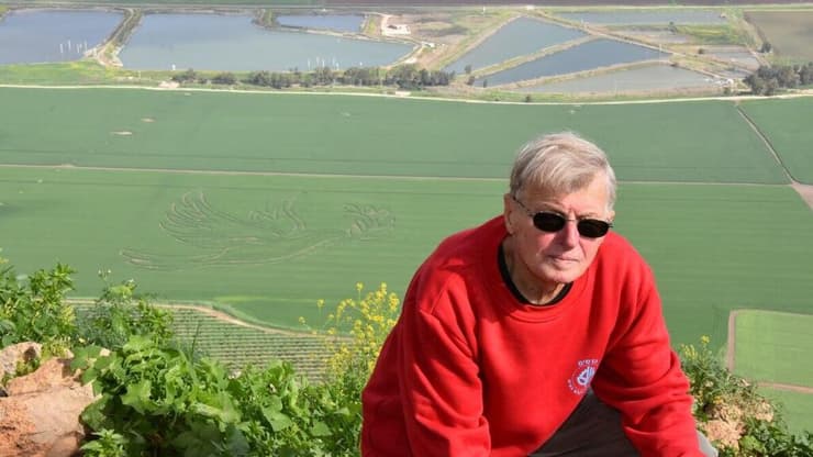 תיור שדות בשדות העמק שיצר פיטר וינר