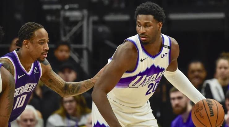 ג'קסון ג'וניור, חגג בבכורה הביתית