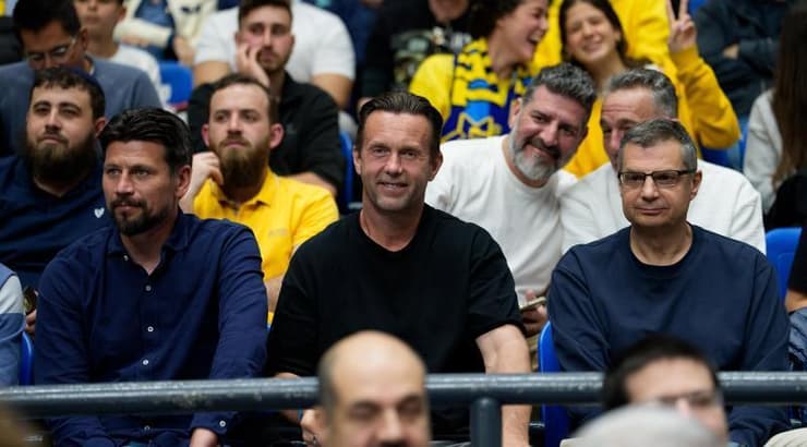 רוני דיילה וג'ק אנגילידיס. גם הגיעו להצגת היורוליג ביד אליהו