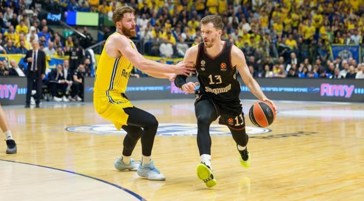 אנדראס אובסט