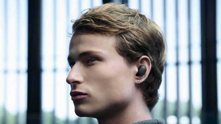 האוזניות WF-1000XM6