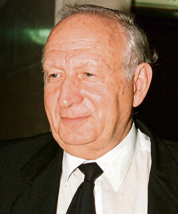 מישאל חשין. "לא מוכן שיתפוצצו אנשים" | צילום: זום 77 מישאל חשין. "לא מוכן שיתפוצצו אנשים" | צילום: זום 77