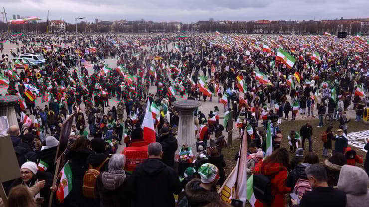 הפגת תמיכה בעם האיראני במינכן, גרמניה