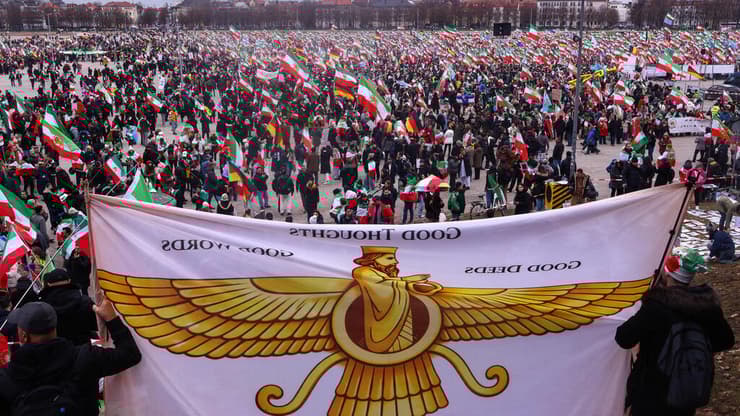 הפגת תמיכה בעם האיראני במינכן, גרמניה