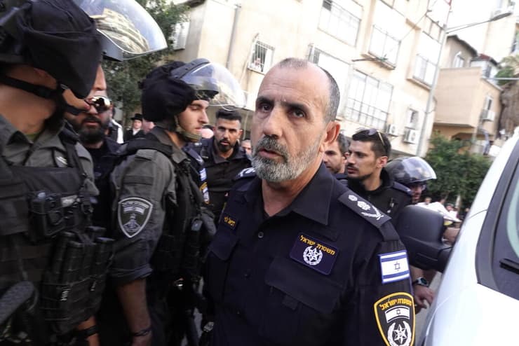 מפכ"ל המשטרה דני לוי בהפגנה בבני ברק