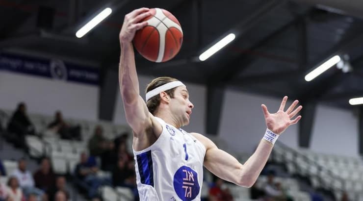 ווילי וורקמן עם הכדור