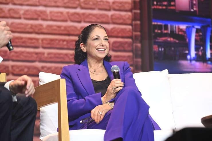 שירה רודרמן