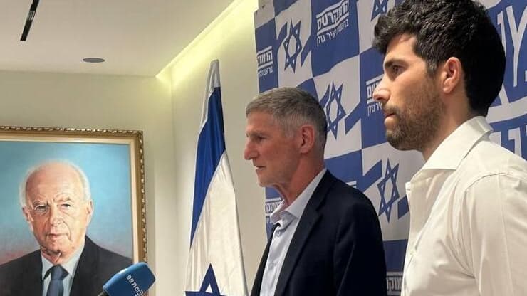 עמרי רונן מצטרף למפלגת הדמוקרטים