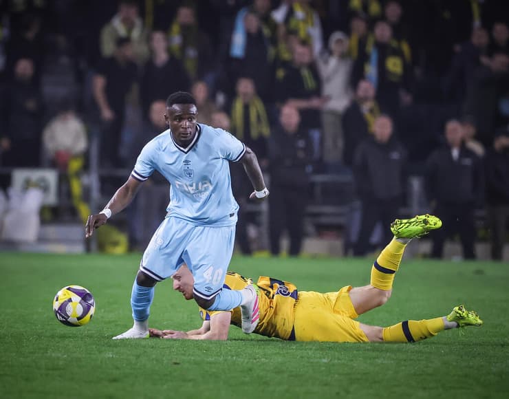 שחקן בית"ר ירושלים בוריס אינו