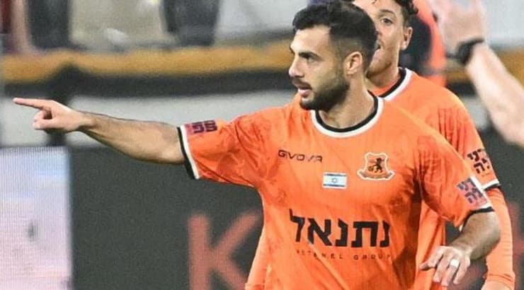 שגיא דרור רץ לחגוג