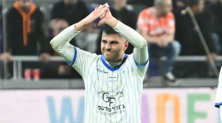 גיל יצחק לא חוגג מול האקסית