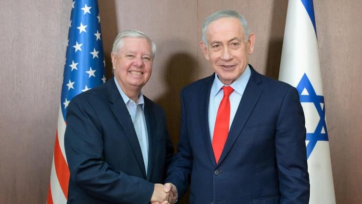 "עצה טובה". נתניהו וגרהאם, בחודש פברואר (צילום: מעיין טואף/ לע״מ) ראש הממשלה בנימין נתניהו נפגש היום (ב׳) בלשכתו בירושלים עם הסנאטור האמריקני לינדזי גרהאם