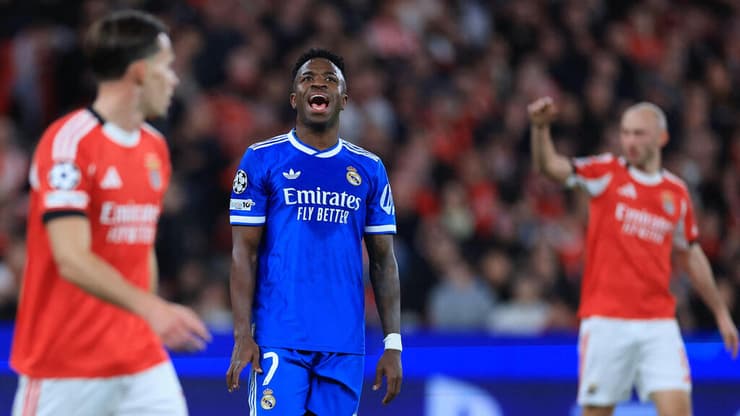 שוב בעין הסערה. ויניסיוס (צילום: PATRICIA DE MELO MOREIRA / AFP) ויניסיוס