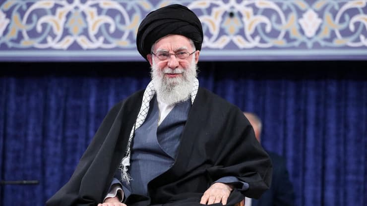 עלי חמינאי (צילום: AFP PHOTO / HO / KHAMENEI.IR) עלי חמינאי
