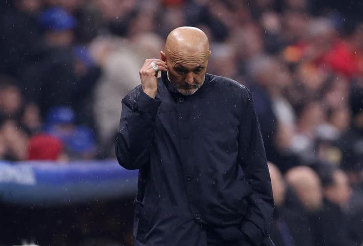 מודאג. ספאלטי (צילום: REUTERS/Umit Bektas) ספאלטי