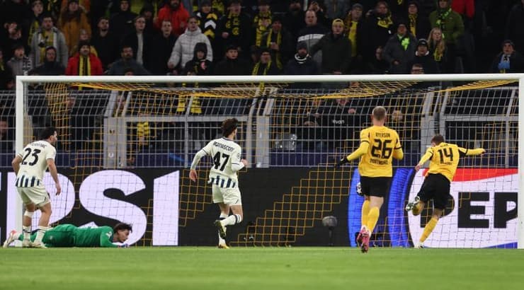 השער של בייר (רויטרס) השער של בייר