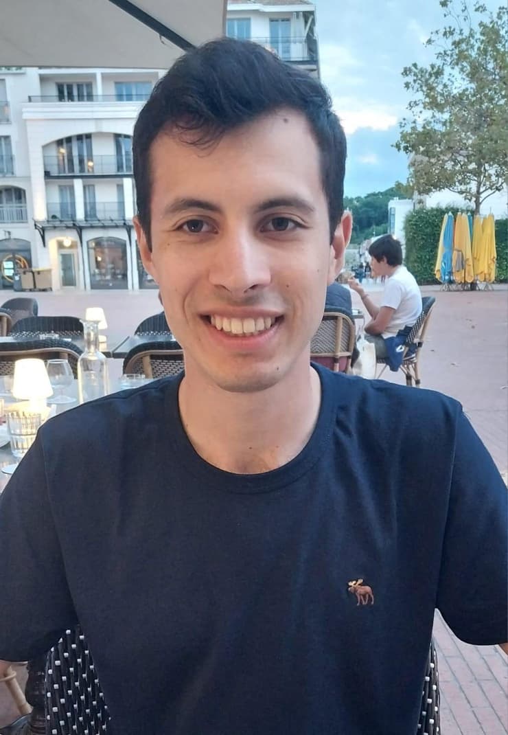 צרפת רצח פעיל הימין הקיצוני קוונטין דרנק