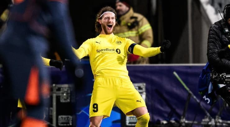 קאספר הוג חוגג