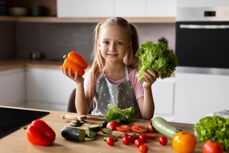 טבעונות בקרב ילדים. ראוי להפריך תפיסות שגויות (צילום: shuttertock) טבעונות בקרב ילדים
