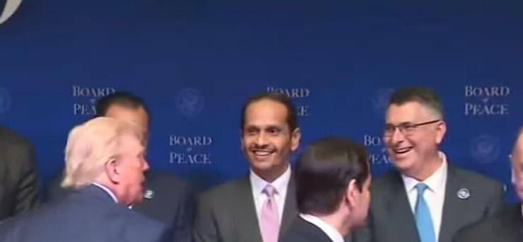 סער לצד ראש ממשלת קטאר בכינוס מועצת השלום של טראמפ סער לצד ראש ממשלת קטאר בכינוס מועצת השלום של טראמפ