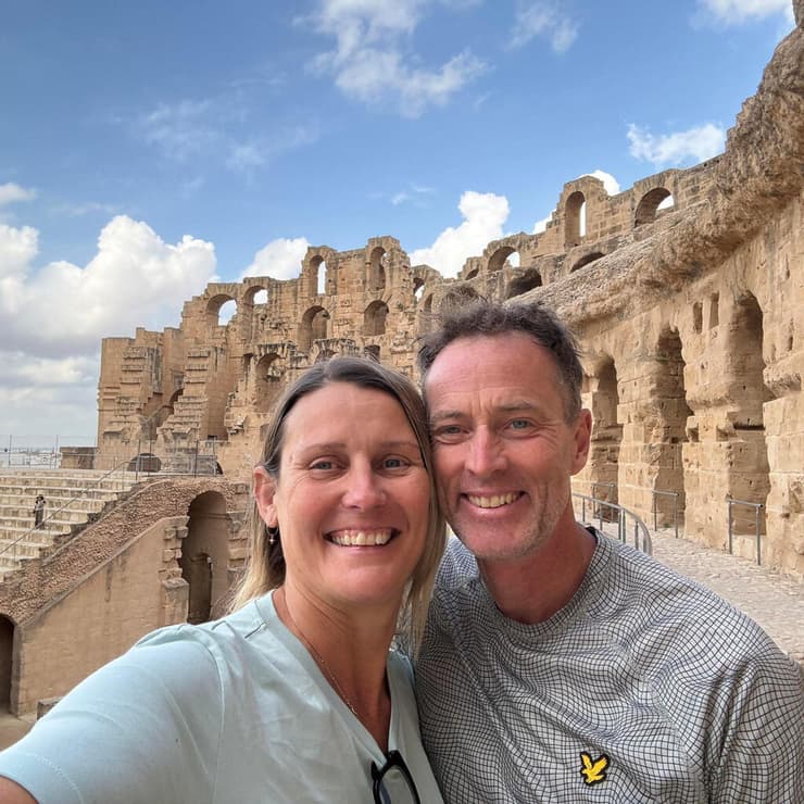 קרייג ו לינדזי פורמן בני זוג מ בריטניה עצורים ב איראן נידונו ל 10 שנות מאסר בגין ריגול