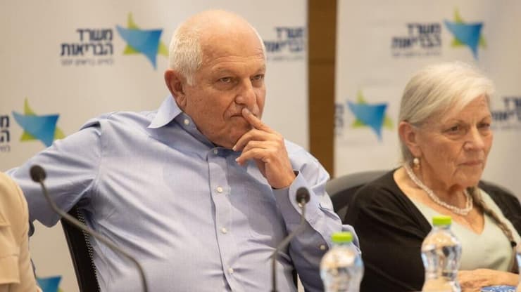 שר הבריאות חיים כץ ויו"ר ועדת סל התרופות פרופ' דינה בן יהודה