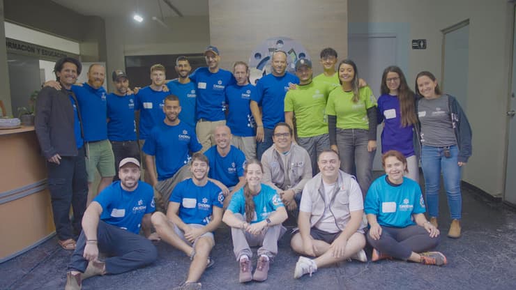 חברי המשלחת. "המפגש עם אנשים שזקוקים לעזרתי אפשר לי להסתכל על עצמי אחרת"  