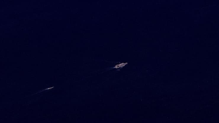 נושאת מטוסים נושאת המטוסים ג'רלד פורד חוצה את מצר גיברלטר ונכנסת ל הים התיכון בדרכה לחופי ישראל כחלק מתגבור כוחות צבא ארה"ב בעימות מול איראן 20 בפברואר ב צילום לוויין