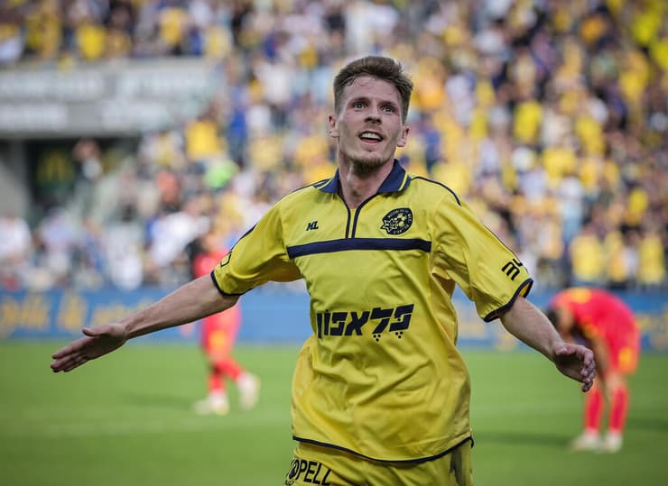 ממשיך לכבוש. אמיר סהיטי (צילום: עוז מועלם) שחקן מכבי ת"א אמיר סהיטי