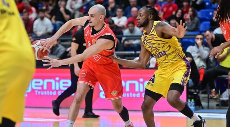 גיא פלטין מוסר