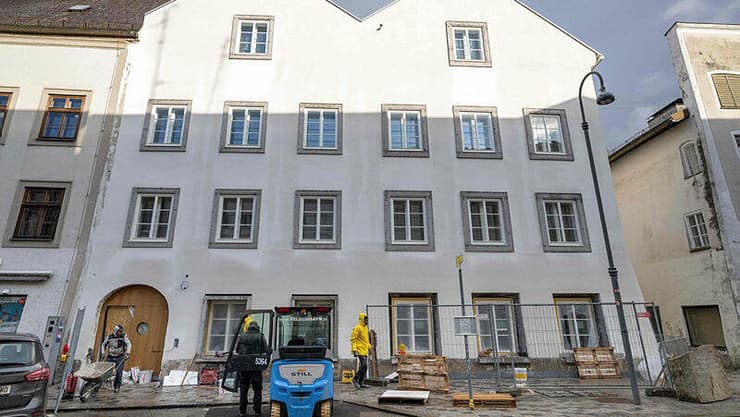 ביתו של אדולף היטלר באוסטריה אחרי השיפוץ. יהפוך לתחנת משטרה